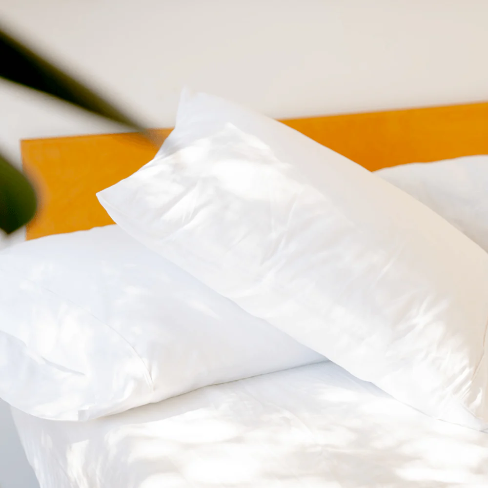 2x Hotel Pillows & Pillowcase Set (Down Feather) - Image 3