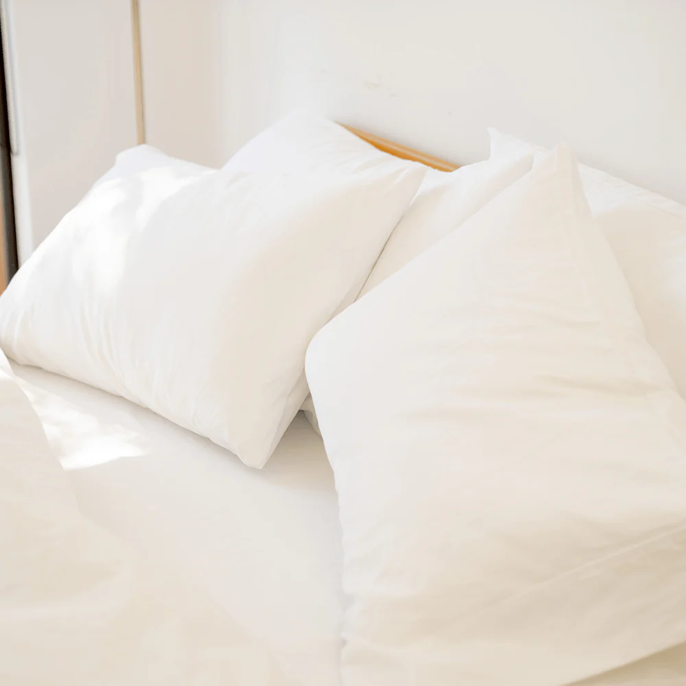 2x Hotel Pillows & Pillowcase Set (Down Feather) - Image 4