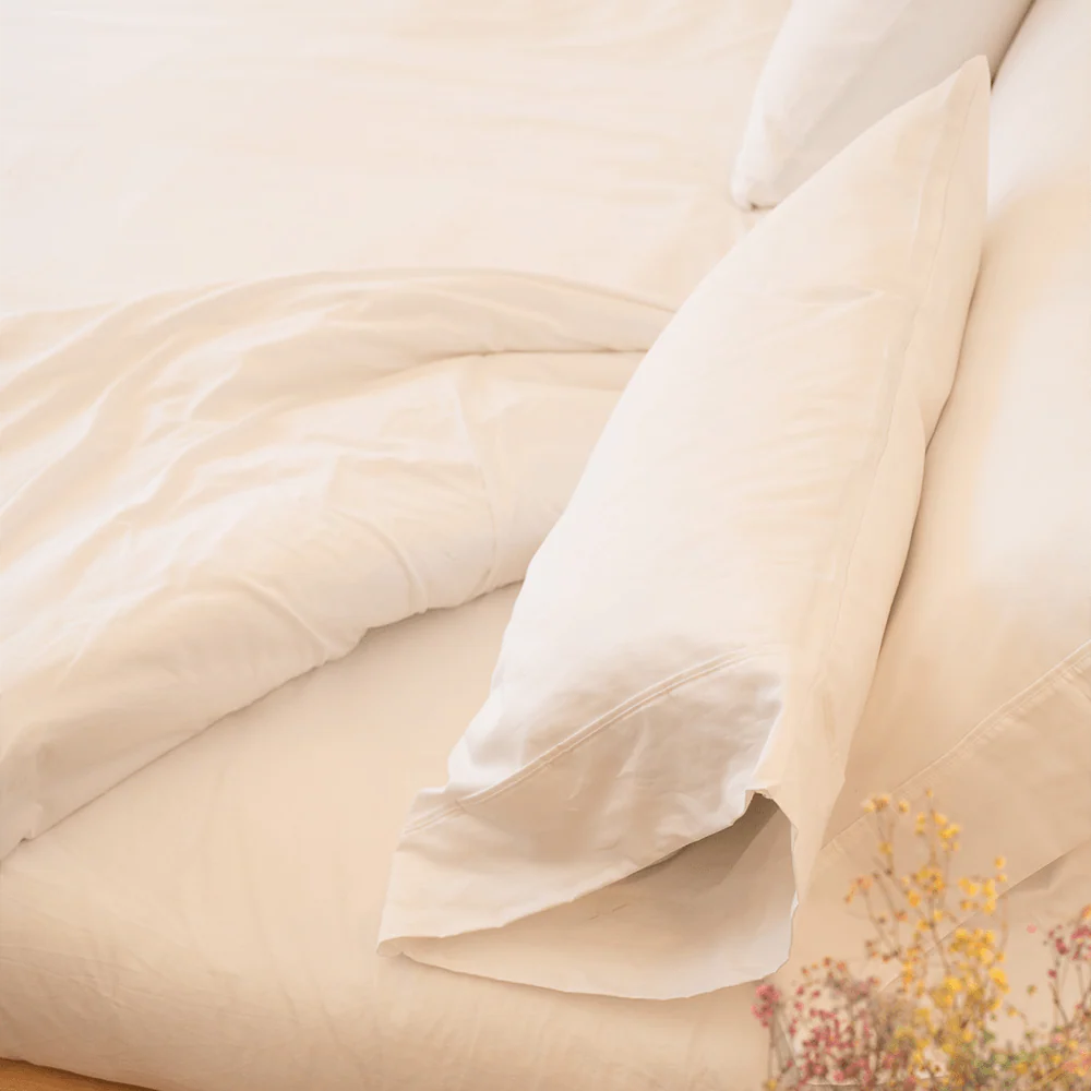 2x Hotel Pillows & Pillowcase Set (Down Feather) - Image 7