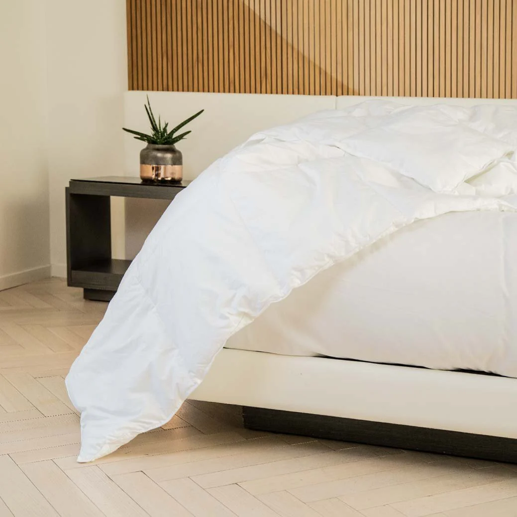 Down Alternative Comforter - Image 4