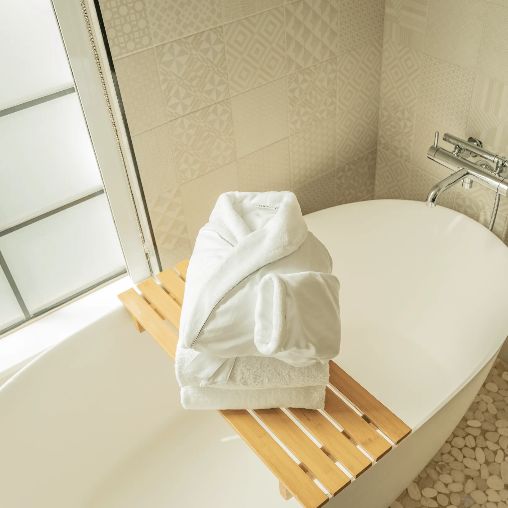 Hotel Lounge Robe - Image 3